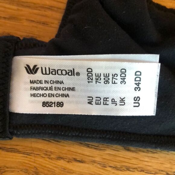 Wacoal How Perfect Wireless T Shirt Bra - Picture 8 of 10